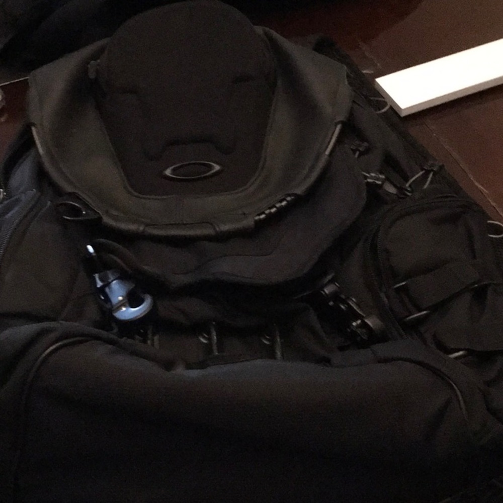 OAKLEY backpack